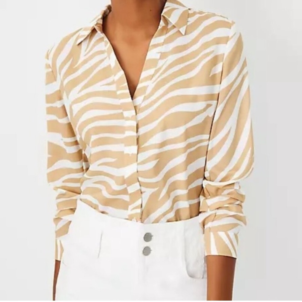 Ann Taylor Zebra Stripe Essential Shirt Small  NWT